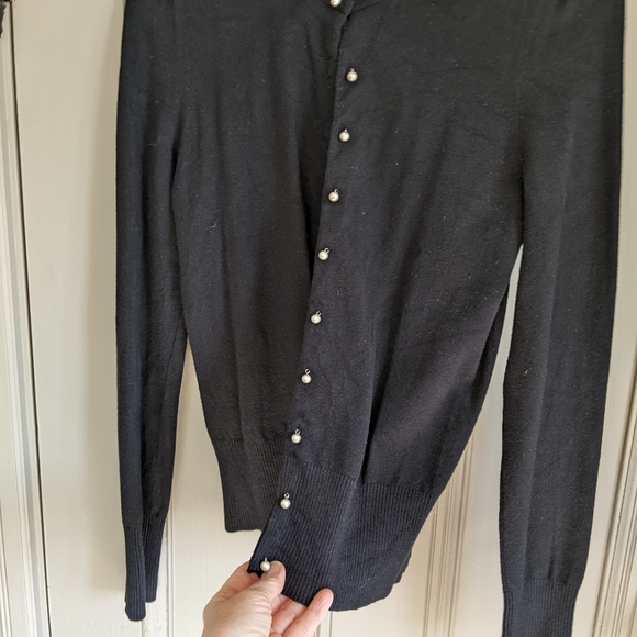 Black Cardigan Sweater with pearl buttoms - Picture 3 of 5